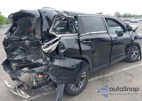 2019 Toyota Highlander Le z USA, uszkodzony, nr VIN 5TDBZRFH9KS713270